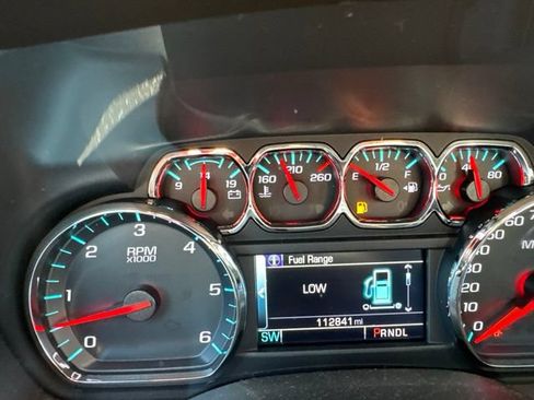 Used 2018 GMC Yukon XL SLT w/ Open Road Package AWD/4WD image 11
