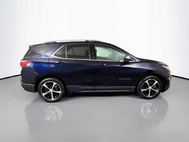 Used 2020 Chevrolet Equinox LT w/ LPO, Chrome Package FWD image 11