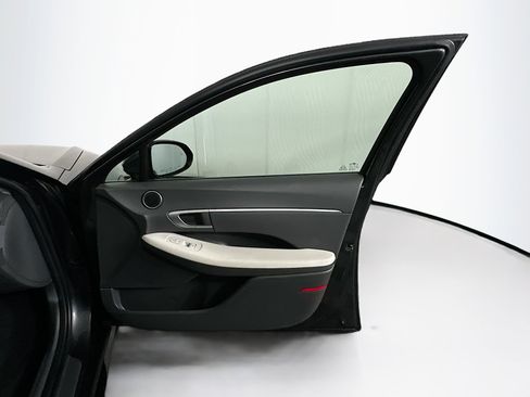 Used 2025 Hyundai Sonata SEL image 29