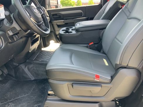 New 2026 RAM 5500 Tradesman w/ Chrome Appearance Group AWD/4WD image 13