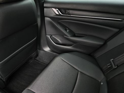 Used 2022 Honda Accord Sport image 14