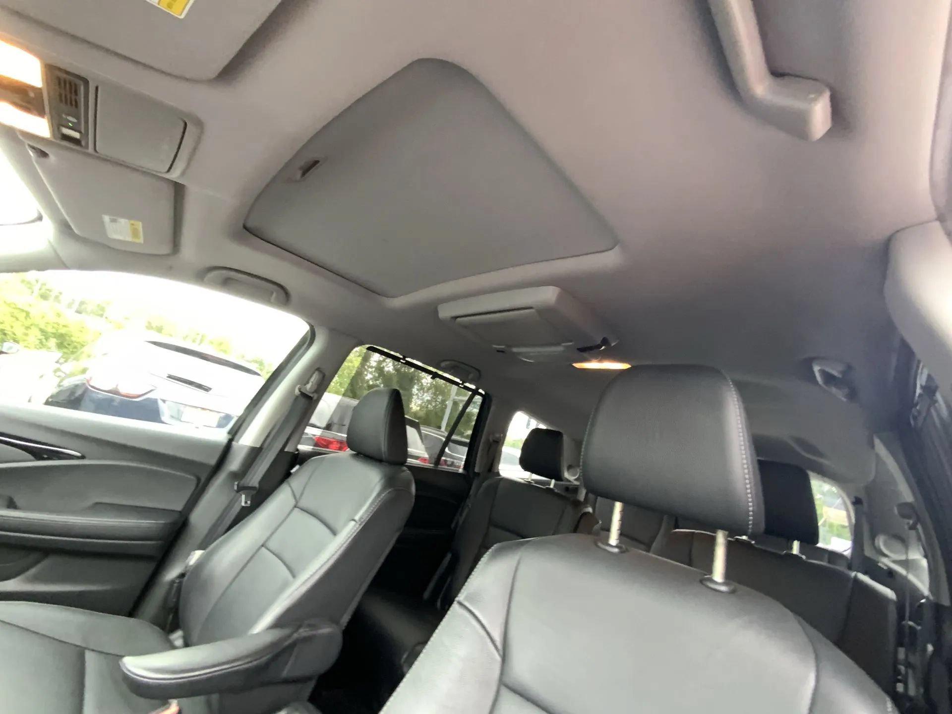 Used 2021 Honda Pilot Touring image 16