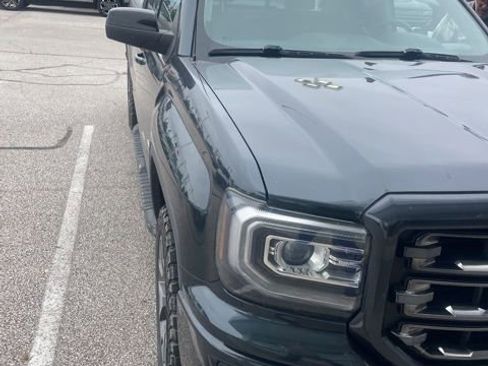 Used 2017 GMC Sierra 1500 SLT AWD/4WD image 3