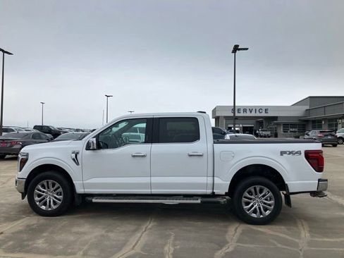 Used 2024 Ford F150 Lariat w/ Equipment Group 502A High AWD/4WD image 4