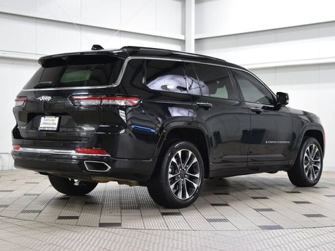Used 2021 Jeep Grand Cherokee L Overland w/ Luxury Tech Group IV AWD/4WD image 7