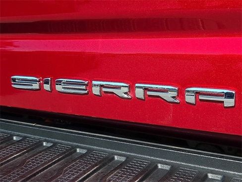 Used 2024 GMC Sierra 2500 Denali w/ Denali Reserve Package image 12