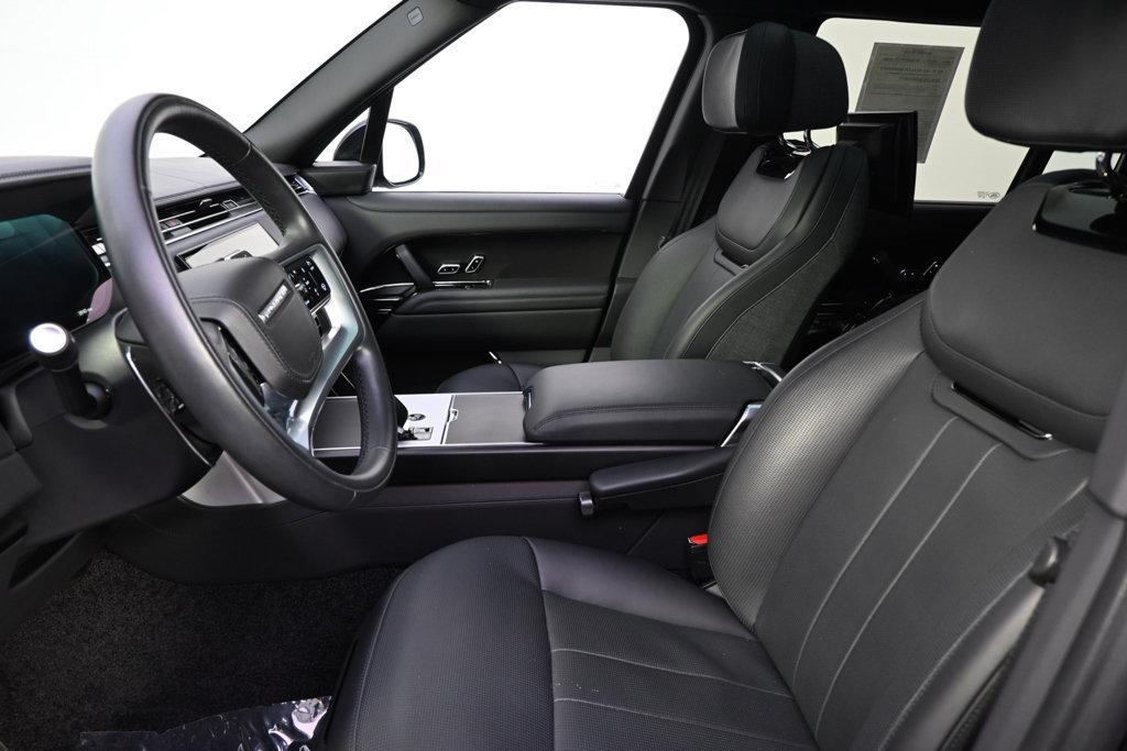 Used 2024 Land Rover Range Rover SV AWD/4WD image 13