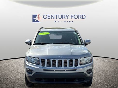 Used 2016 Jeep Compass High Altitude AWD/4WD image 3