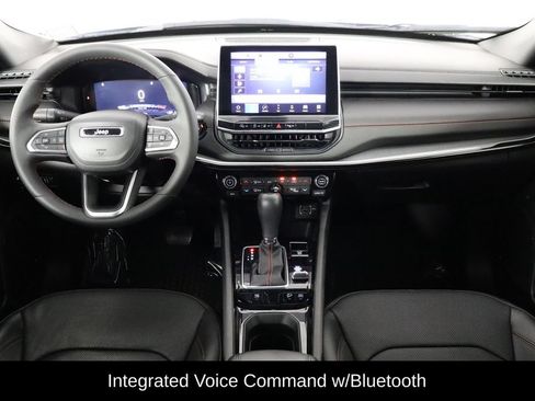 Used 2023 Jeep Compass Trailhawk w/ Trailhawk Elite Group AWD/4WD image 13