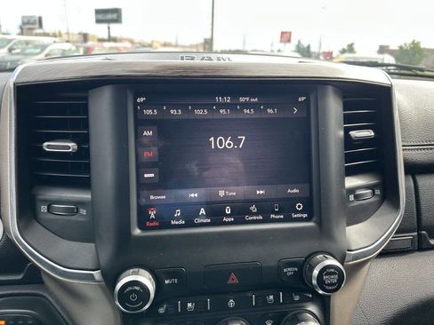 Used 2019 RAM 1500 Laramie w/ Off Road Group image 30