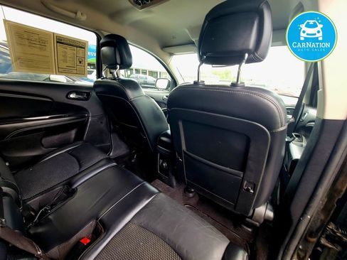 Used 2019 Dodge Journey Crossroad FWD image 7