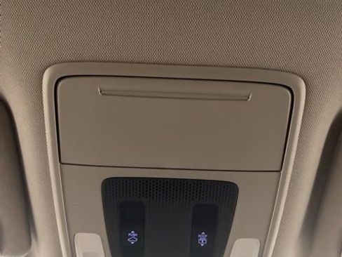 Used 2023 Honda Pilot Elite image 15