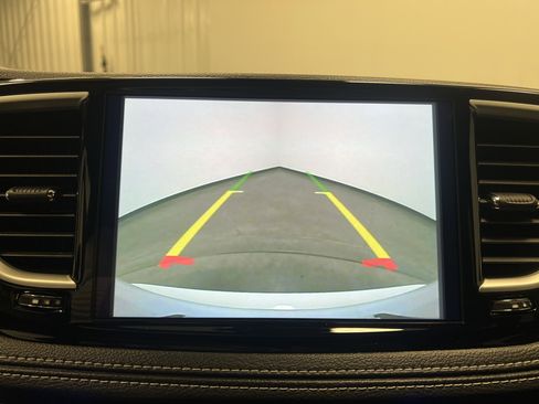 New 2026 Chrysler Pacifica Limited w/ S Appearance Package image 28