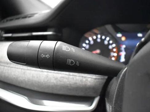 Used 2024 Jeep Compass Latitude AWD/4WD image 26