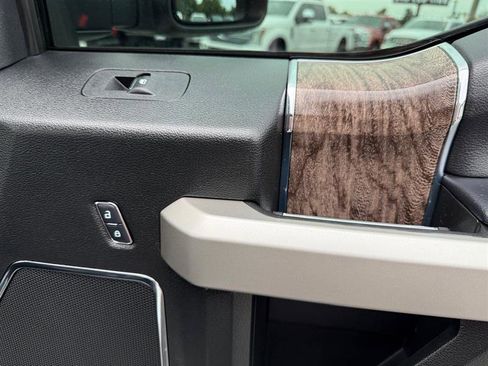 Used 2019 Ford F250 Lariat w/ Lariat Ultimate Package image 15