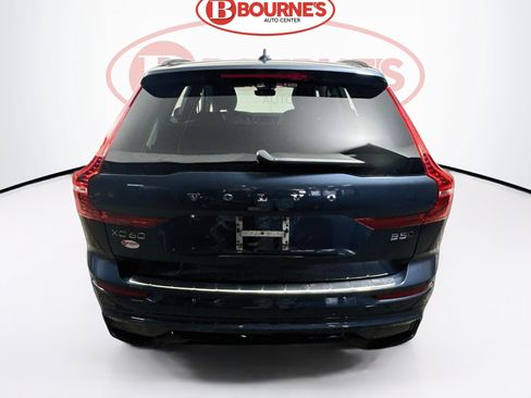 Used 2024 Volvo XC60 B5 Core w/ Protection Package Premier AWD/4WD image 10