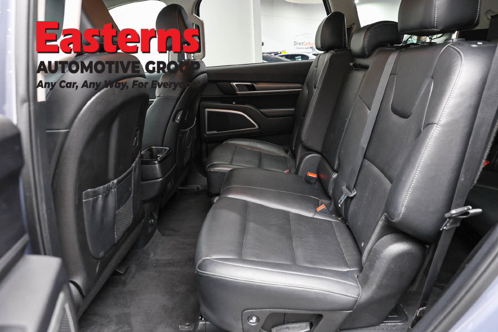 Used 2022 Kia Telluride LX FWD image 21