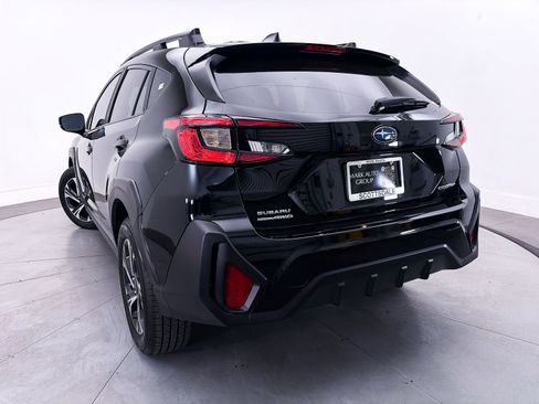 Used 2025 Subaru Crosstrek 2.0i Premium AWD/4WD image 4