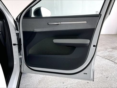 New 2026 Volvo EX30 Plus w/ Protection Package Premier AWD/4WD image 10