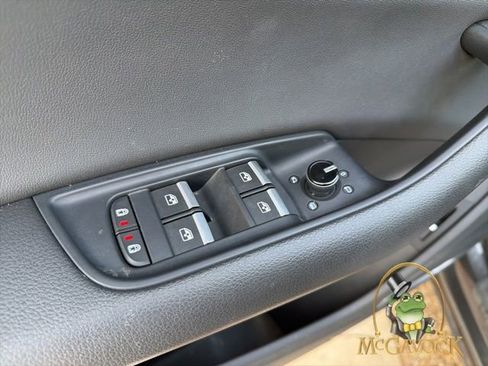 Used 2021 Audi Q8 Premium Plus w/ Premium Plus Package image 8