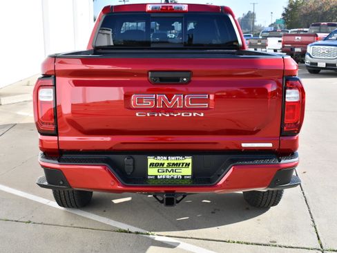New 2026 GMC Canyon Elevation w/ Convenience Package image 7