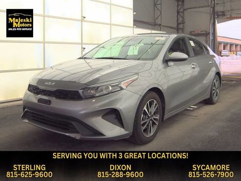 Used 2024 Kia Forte LXS image 1