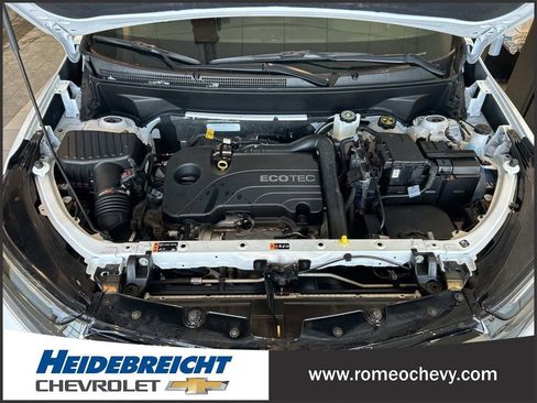 Certified 2022 Chevrolet Equinox RS w/ LPO, Floor Liner Package image 14