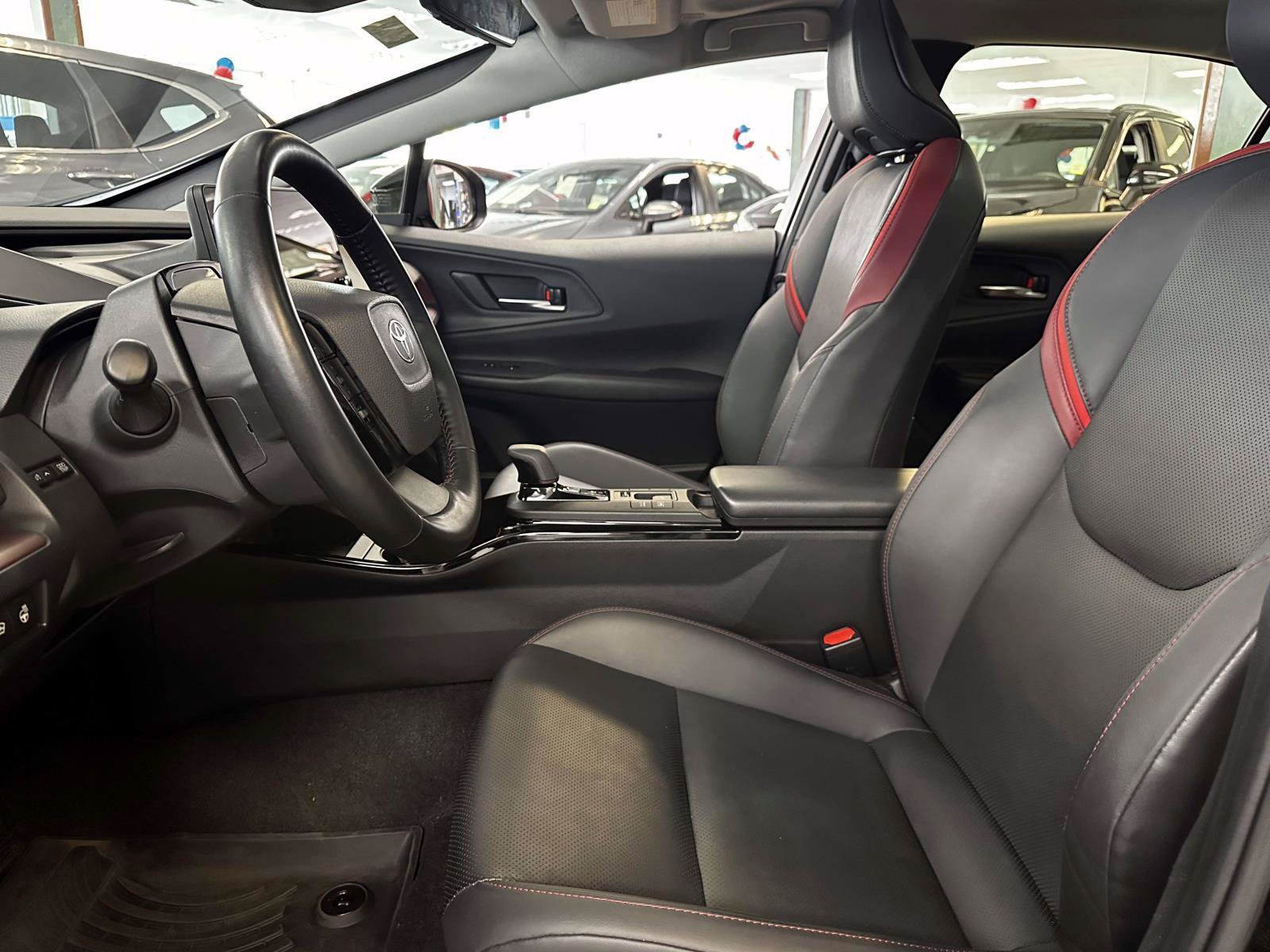 Certified 2024 Toyota Prius Prime FWD image 17