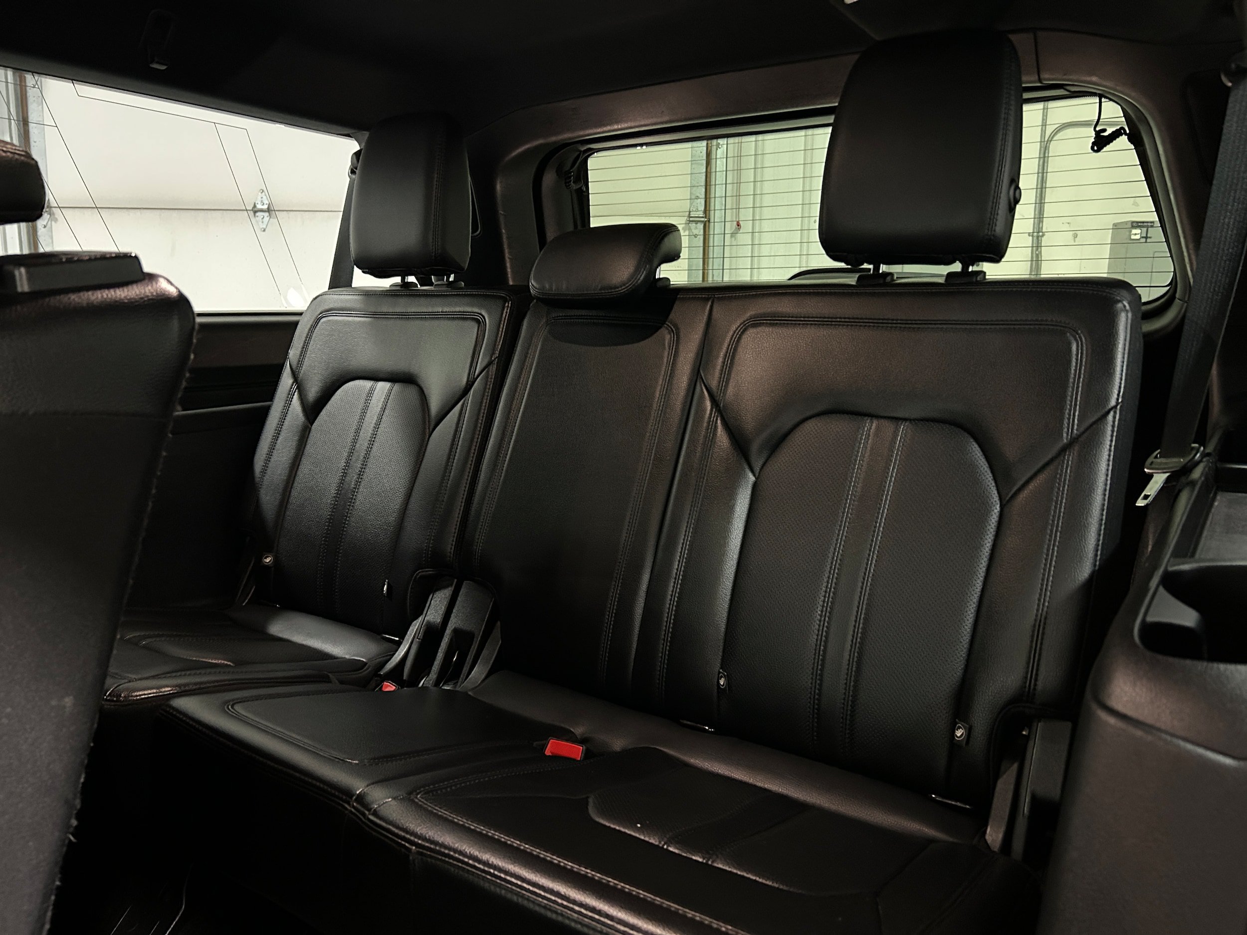 Used 2021 Ford Expedition Max Limited AWD/4WD image 33