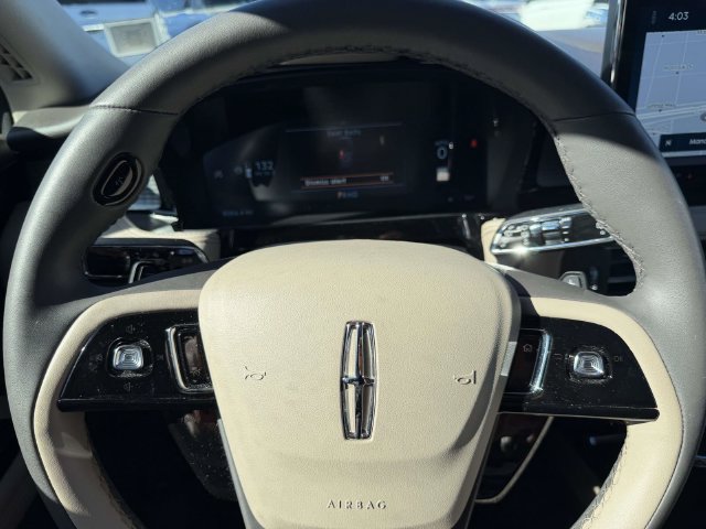 Used 2023 Lincoln Corsair AWD w/ Equipment Group 101A image 27
