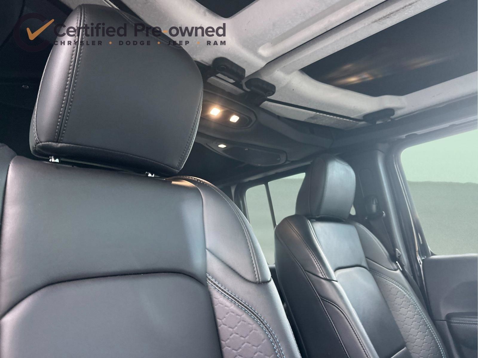 Used 2024 Jeep Wrangler High Altitude AWD/4WD image 18