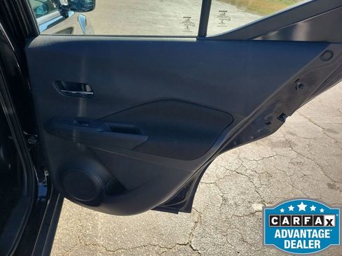 Used 2021 Nissan Kicks SV image 42