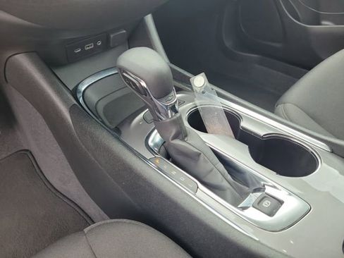 Used 2023 Chevrolet Malibu LT FWD image 31