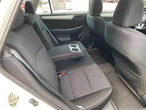 Used 2017 Subaru Outback 2.5i image 31
