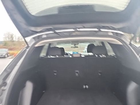 Used 2022 Ford Escape SE image 6