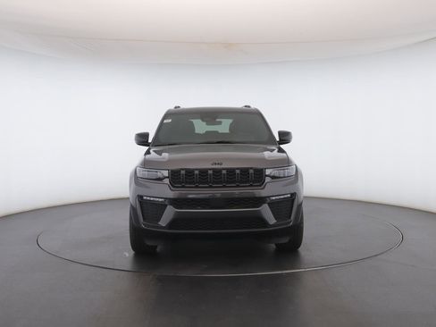 New 2026 Jeep Grand Cherokee Limited w/ Limited Altitude Package image 21