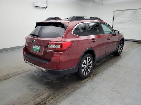 Used 2016 Subaru Outback 3.6R Limited image 9