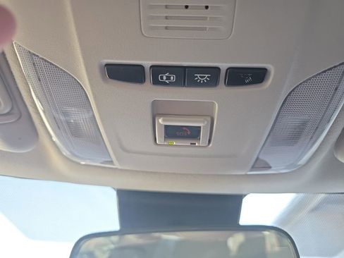 Used 2022 Toyota Corolla LE image 28