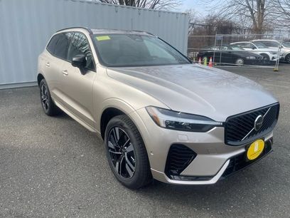 New 2026 Volvo XC60 B5 Plus w/ Climate Package