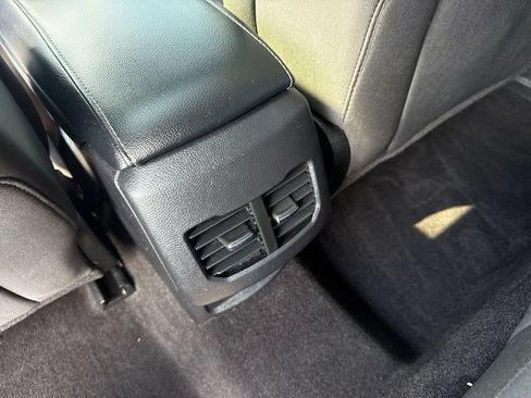 Used 2019 Ford Fusion SE AWD/4WD image 27