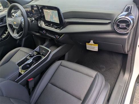 New 2026 Chevrolet Equinox LT w/ Convenience Package II image 28