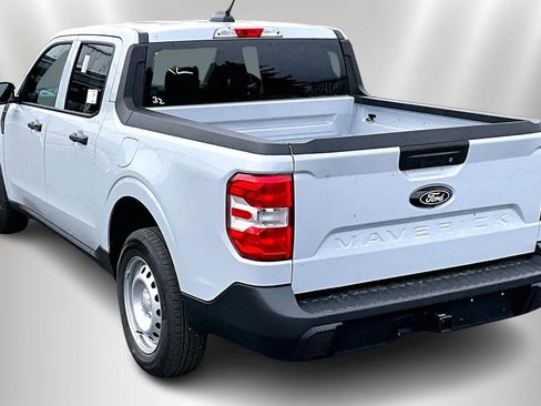New 2025 Ford Maverick XL w/ Equipment Group 101A image 3