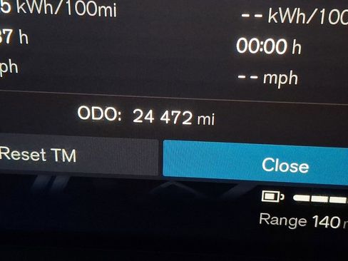 Used 2023 Volvo XC40 Recharge Ultimate image 17