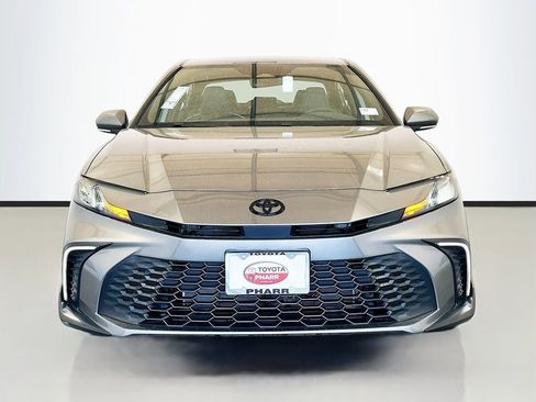 New 2025 Toyota Camry SE w/ Convenience Package FWD image 2