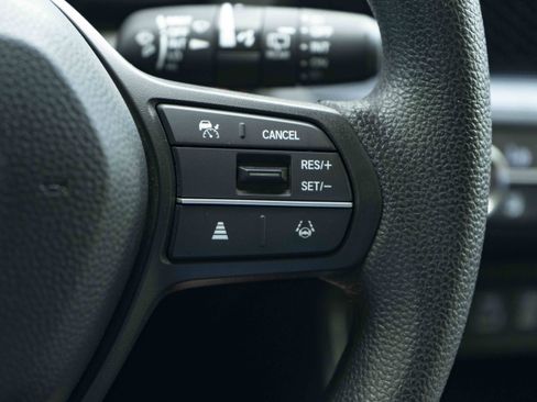 Used 2025 Honda CR-V EX image 21