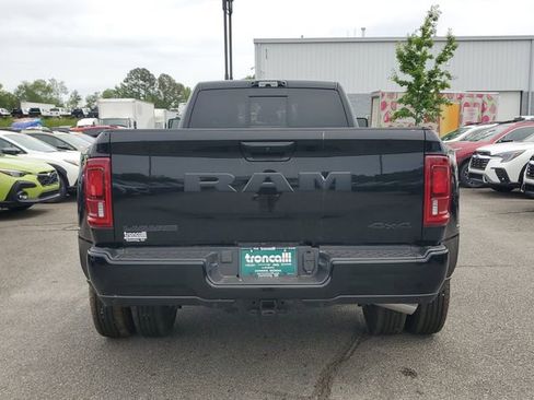 New 2026 RAM 3500 Laramie AWD/4WD image 5
