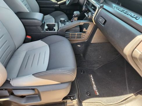 Certified 2025 Toyota Tacoma TRD Sport AWD/4WD image 13