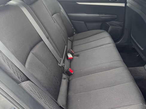 Used 2011 Subaru Legacy 2.5i Premium image 11