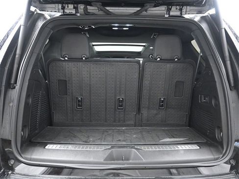 Used 2023 Chevrolet Tahoe Z71 w/ Luxury Package image 26