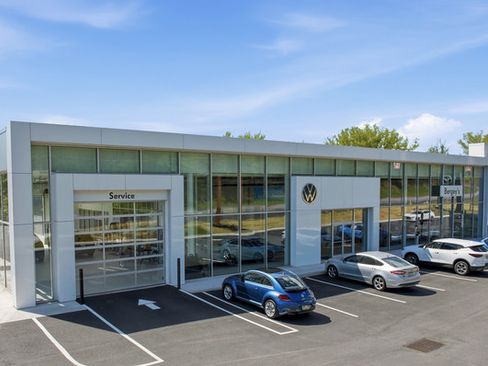 Certified 2024 Volkswagen Tiguan SE AWD/4WD image 19